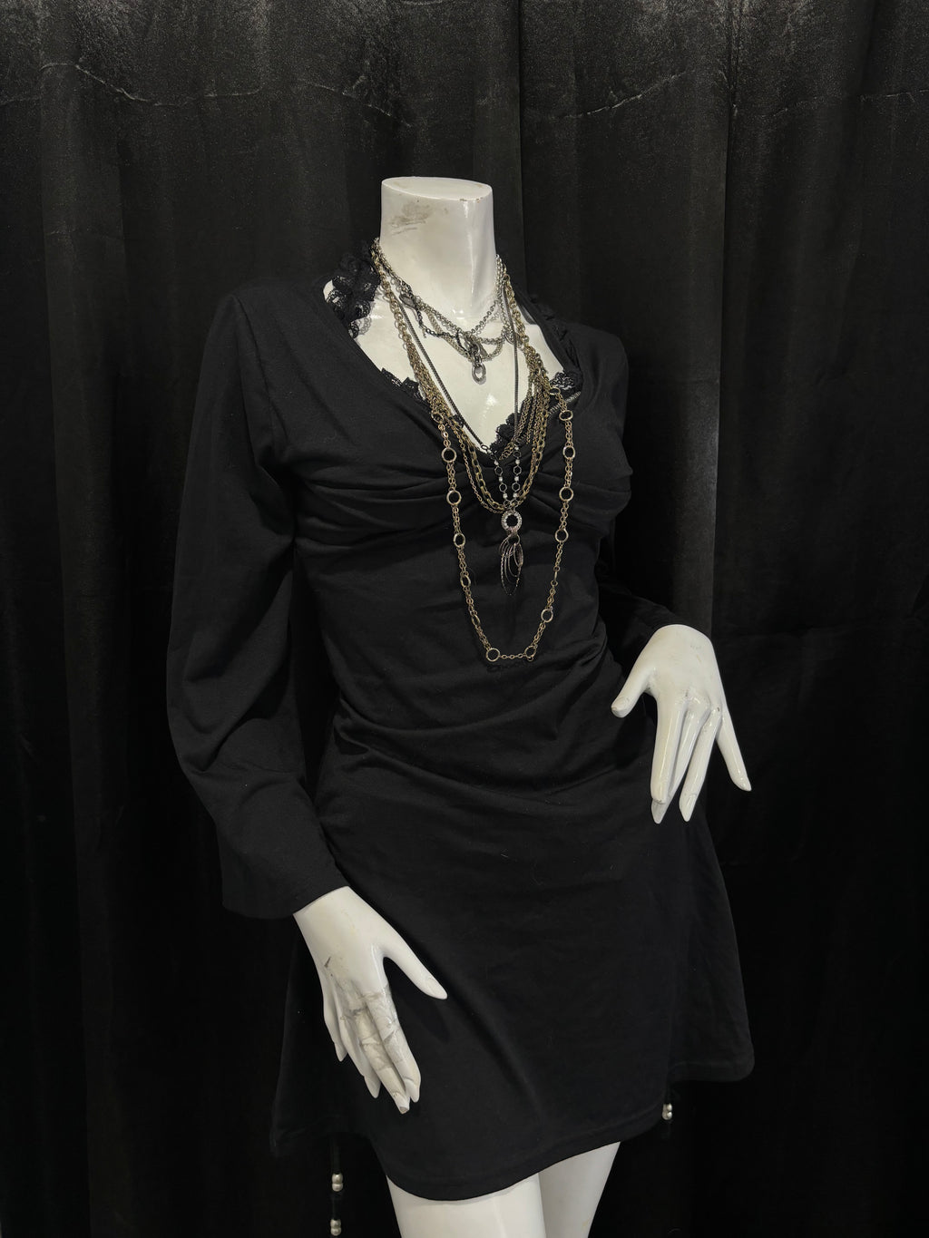 BLACK SIMPLE DRESS ༒