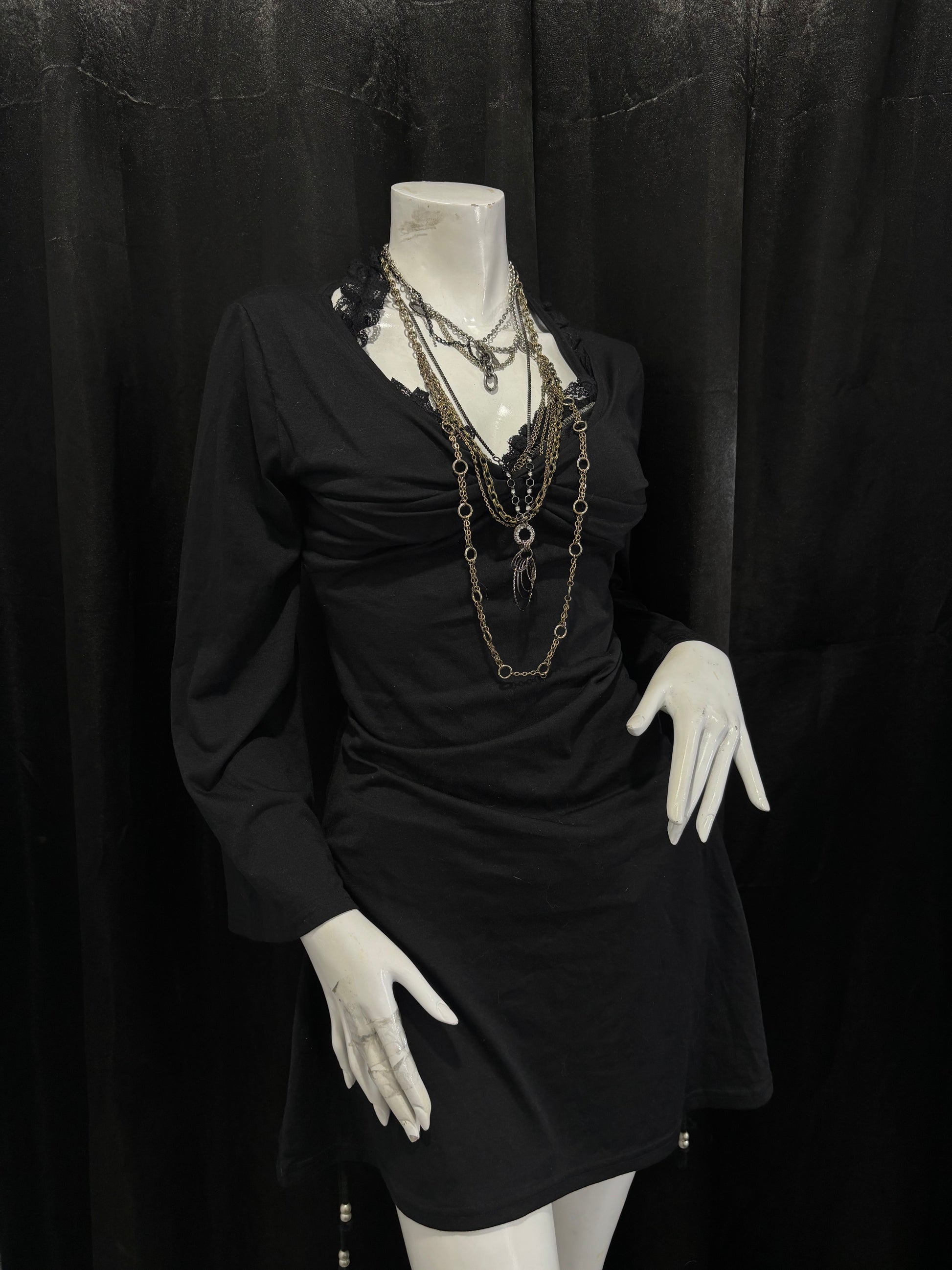 BLACK SIMPLE DRESS ༒