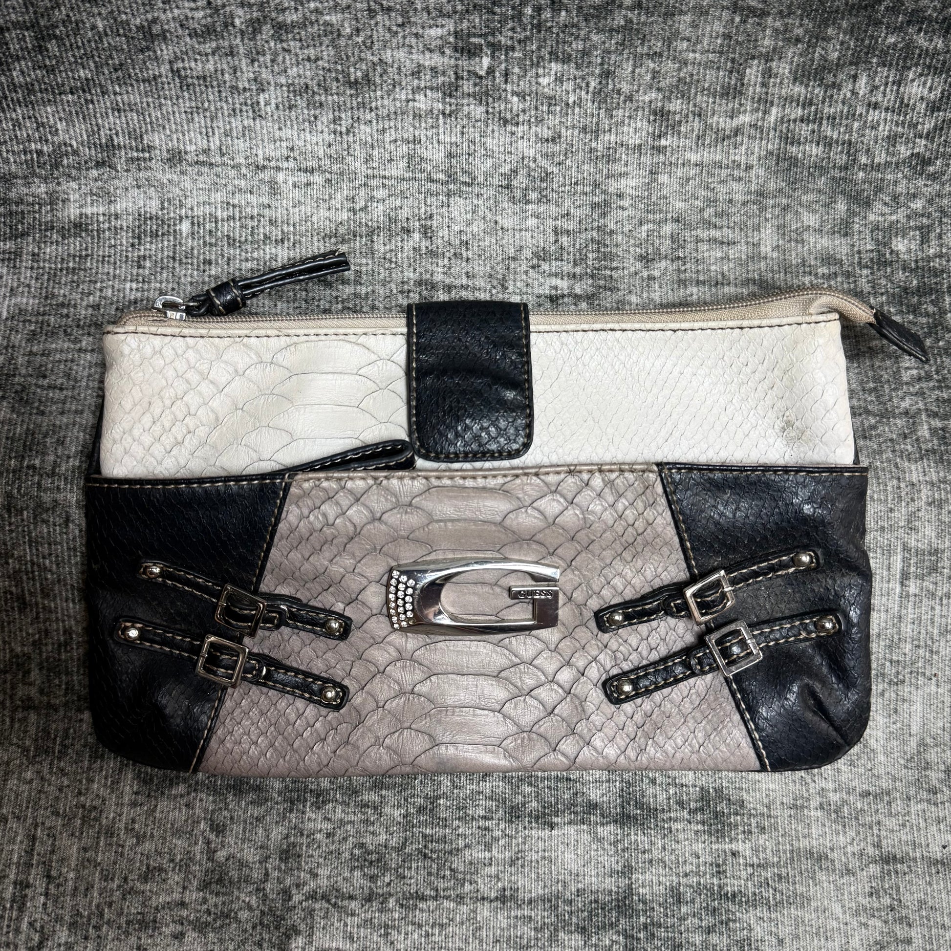 GUESS HAND BAG