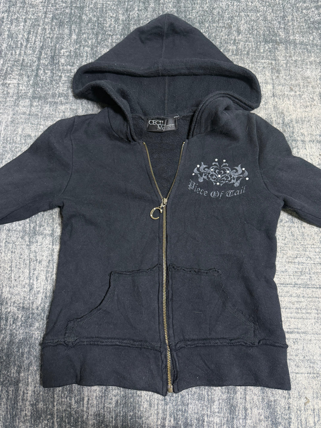 B2V-CELI MCBEE HOODIE ༒