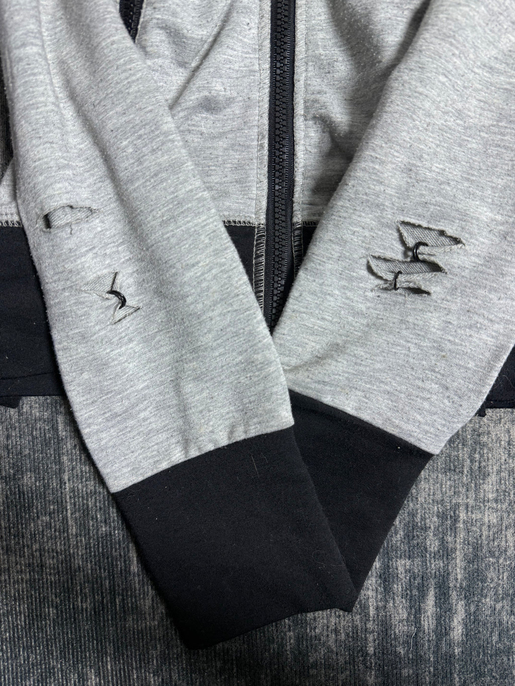 B2V-LOVE JUNKIE༒ 67$