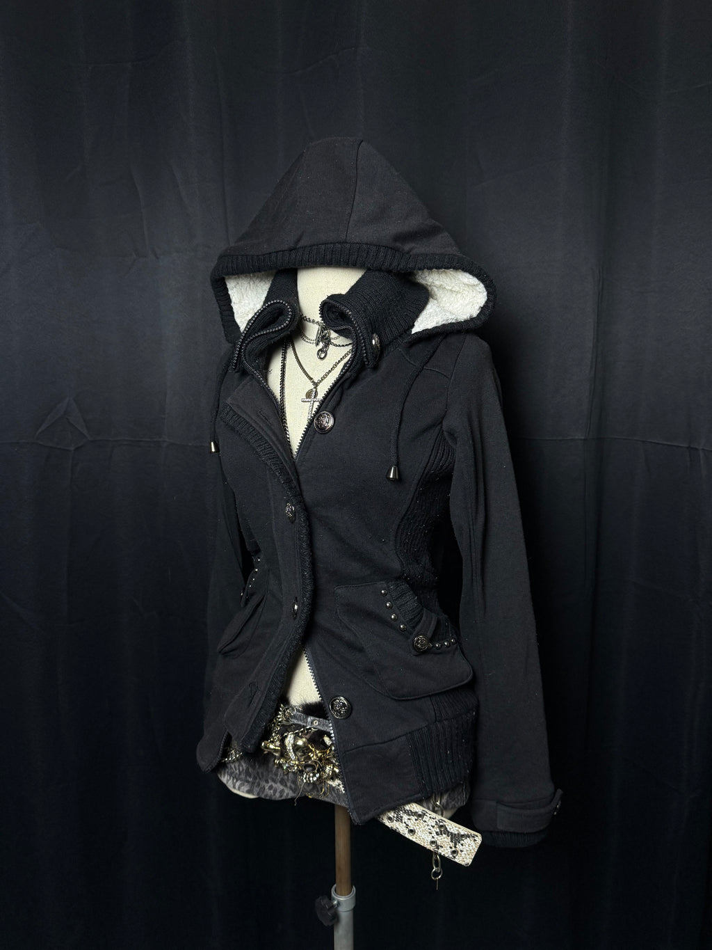 B2V- INGNI JACKET༒