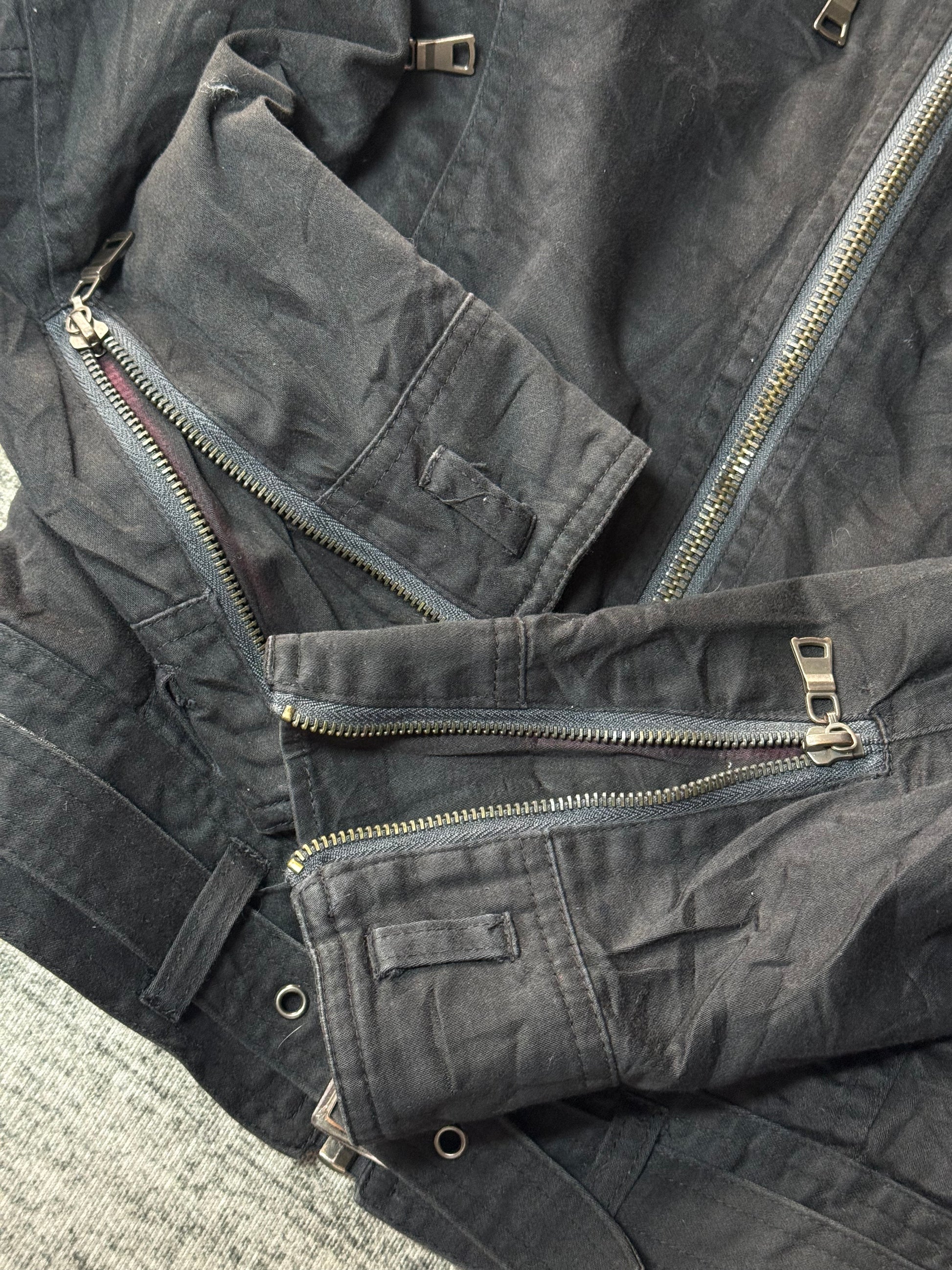 690826BAD2WEAR