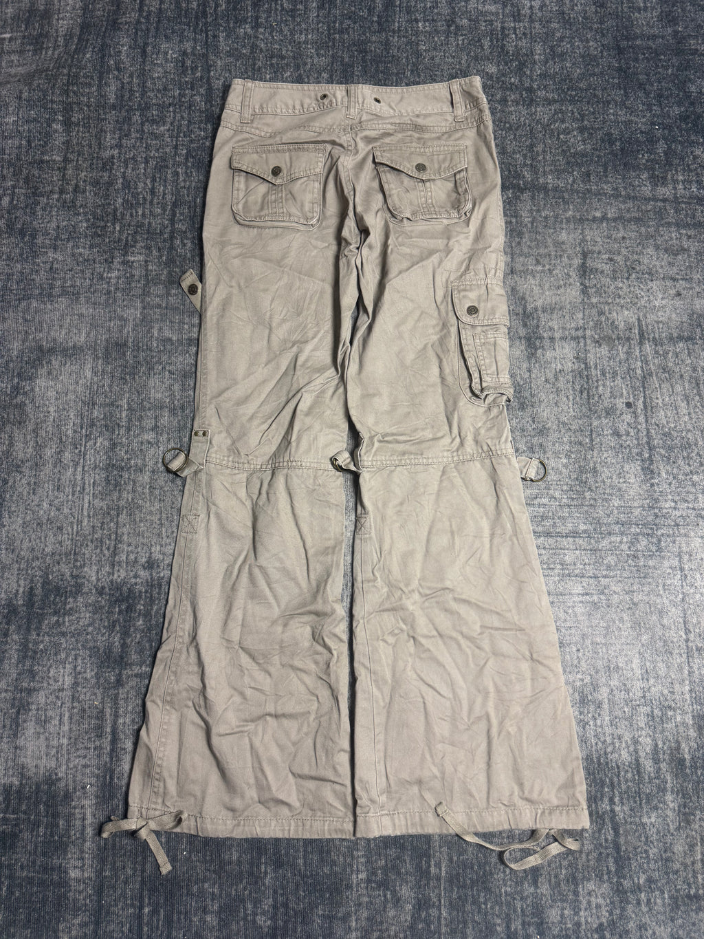 B2V- ROTE ROSE CARGO༒