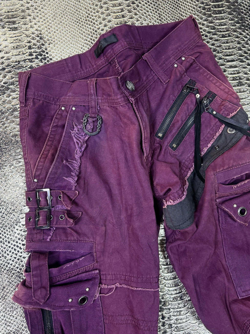 1970926BAD2WEAR