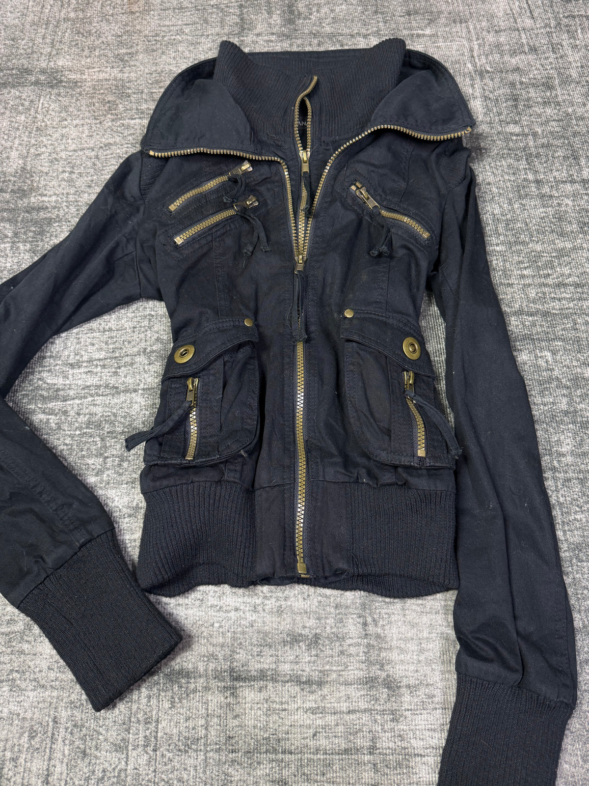 2470926BAD2WEAR