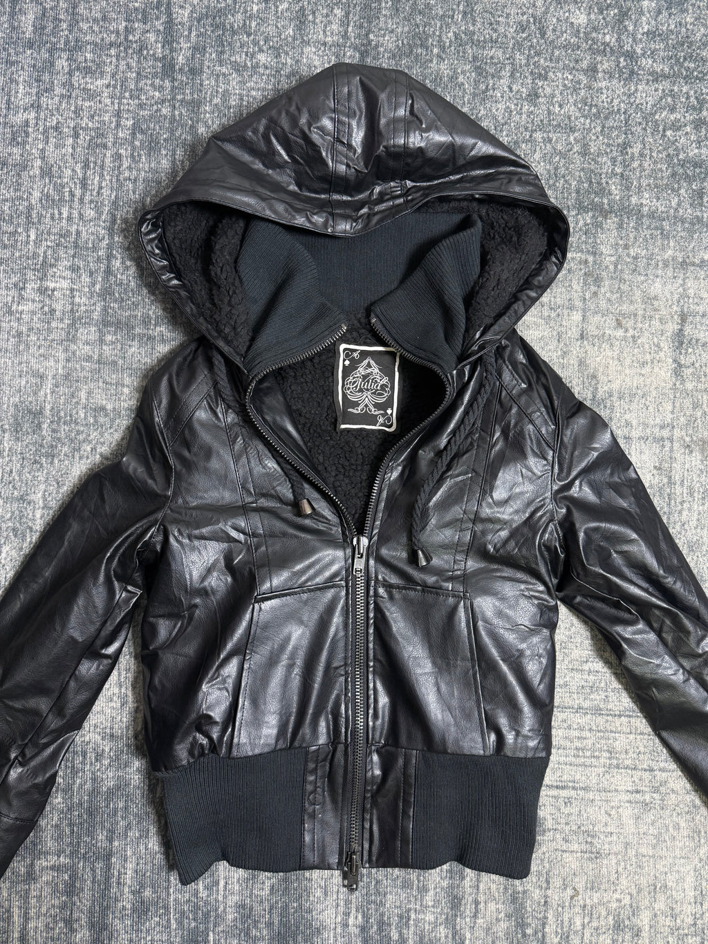 B2V-JULIA LEATHER JACKET ༒
* Rare *