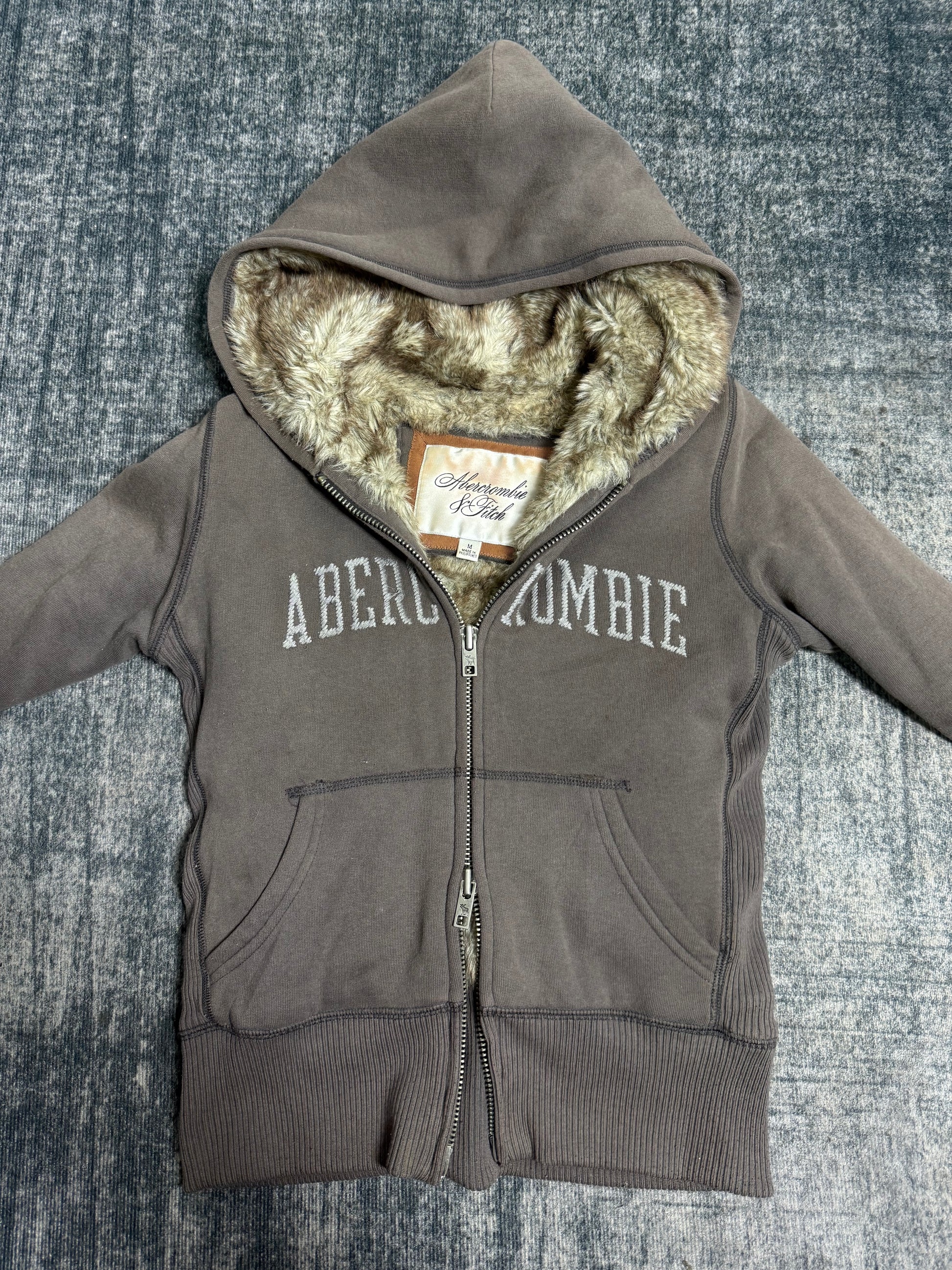 ABERCROMBIE༒