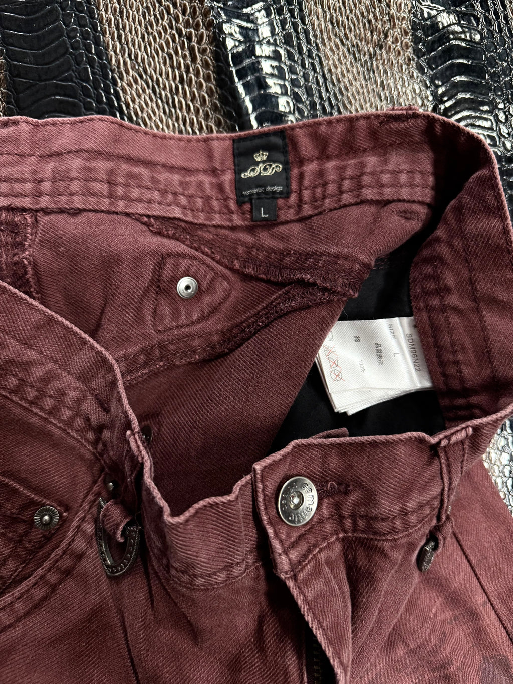 080626BAD2WEAR