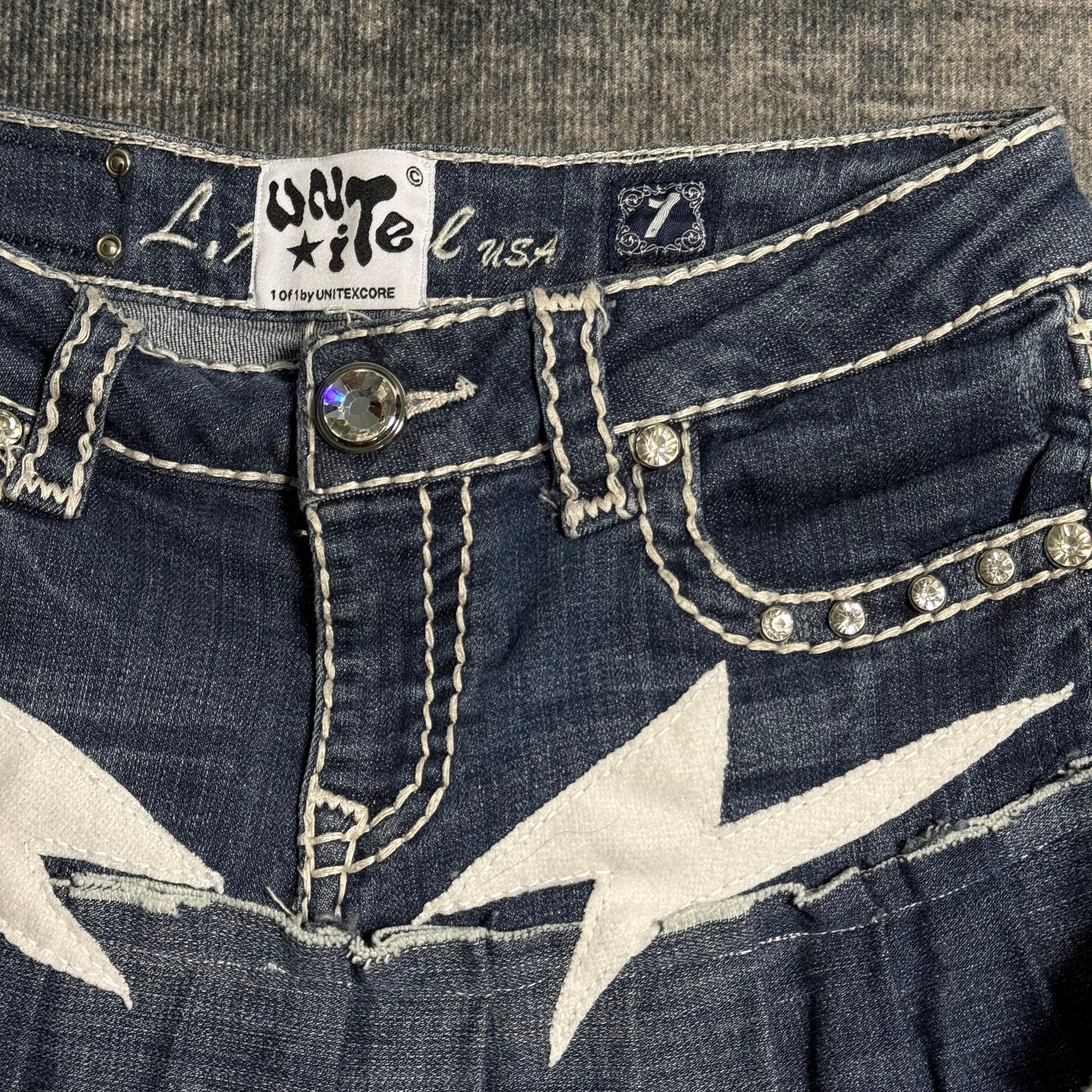 No one buy it so yeah,please buy it