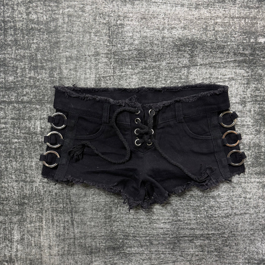 BLACK SHORT༒