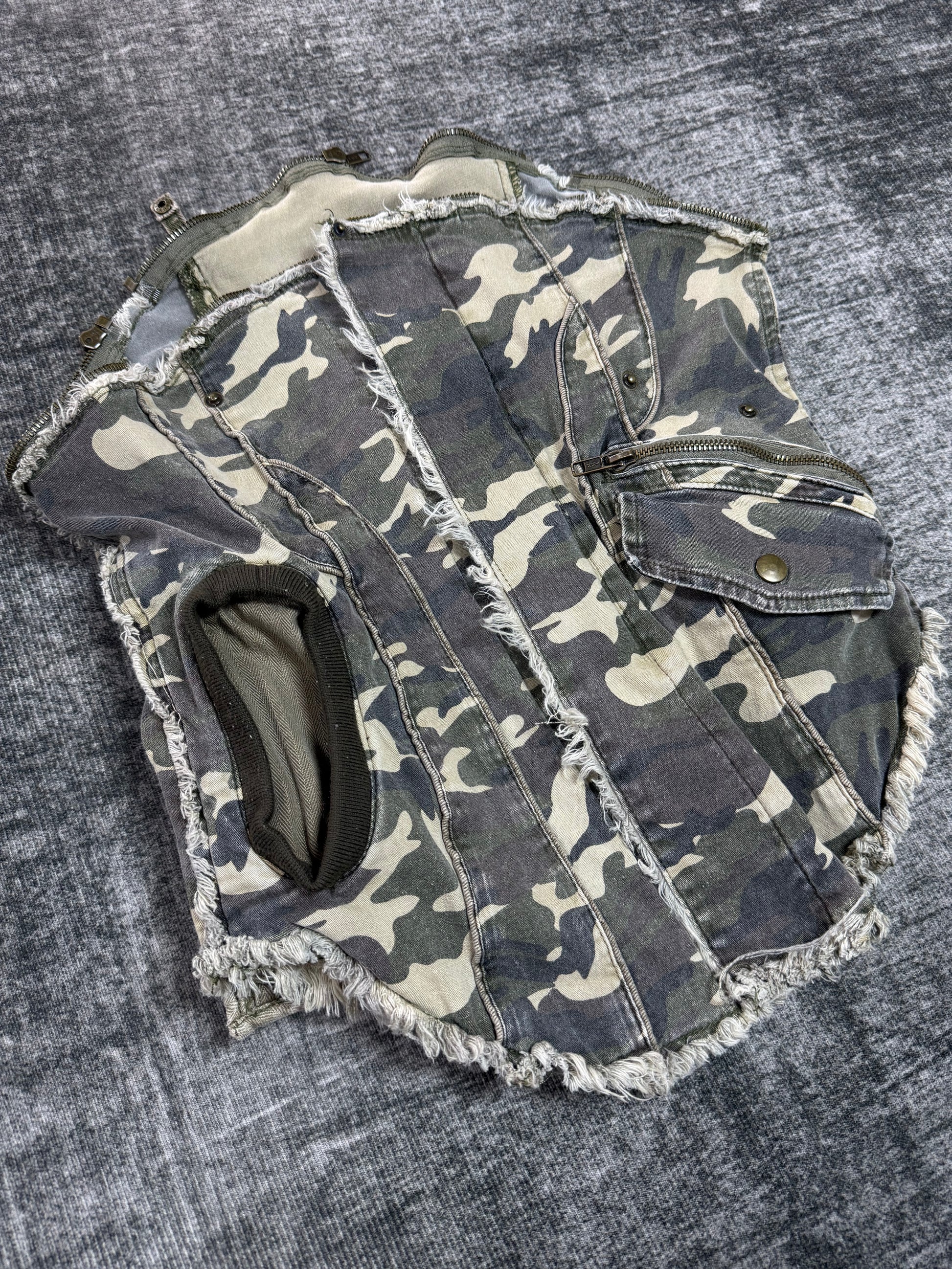 1100826BAD2WEAR
