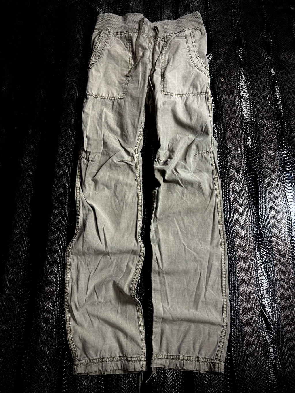 330626BAD2WEAR
