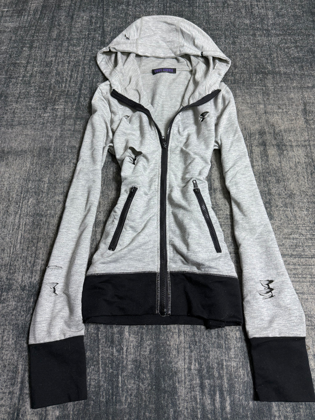 B2V-LOVE JUNKIE༒ 67$