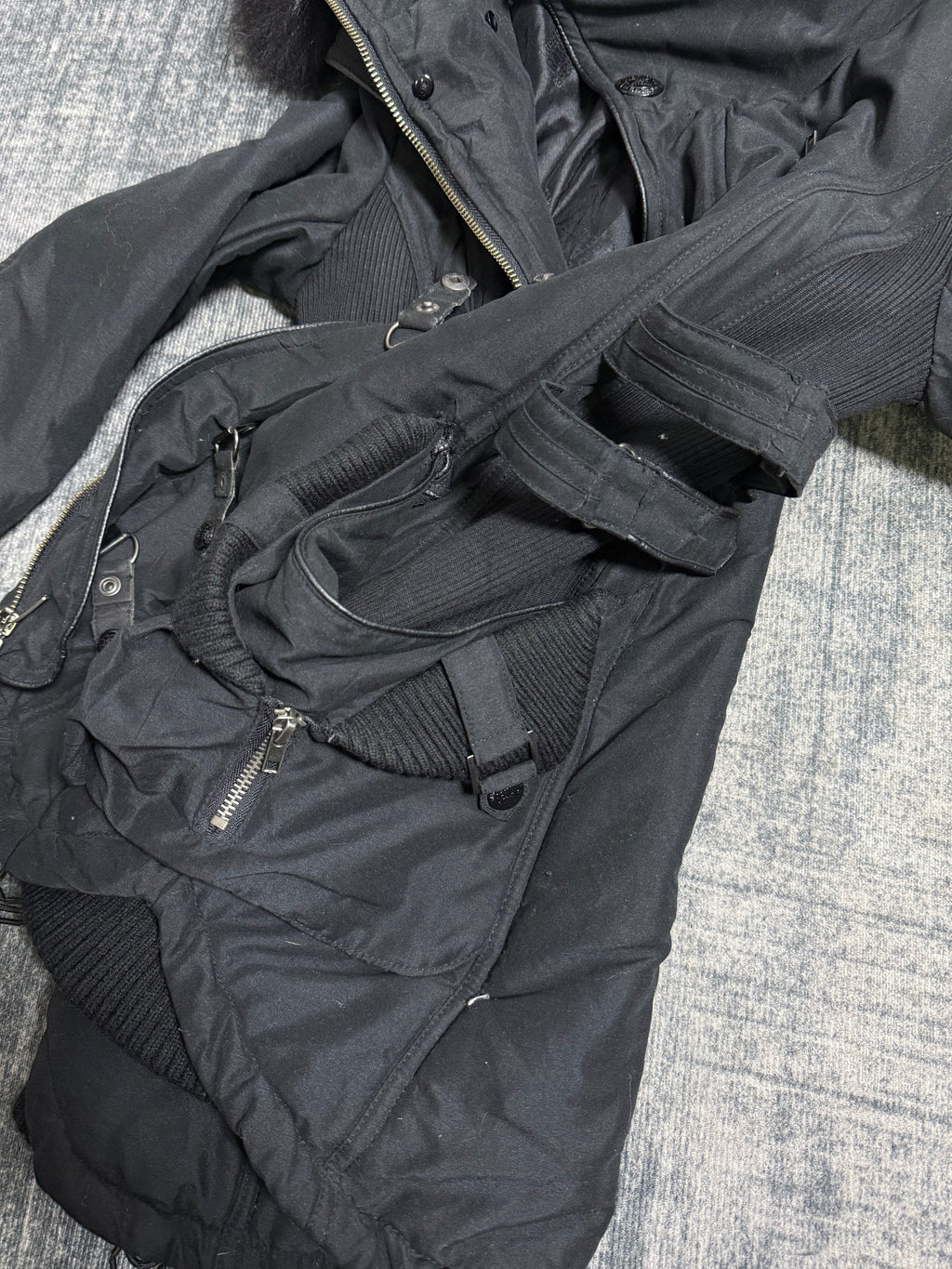 B2V- REVOLT SCENES JACKET༒