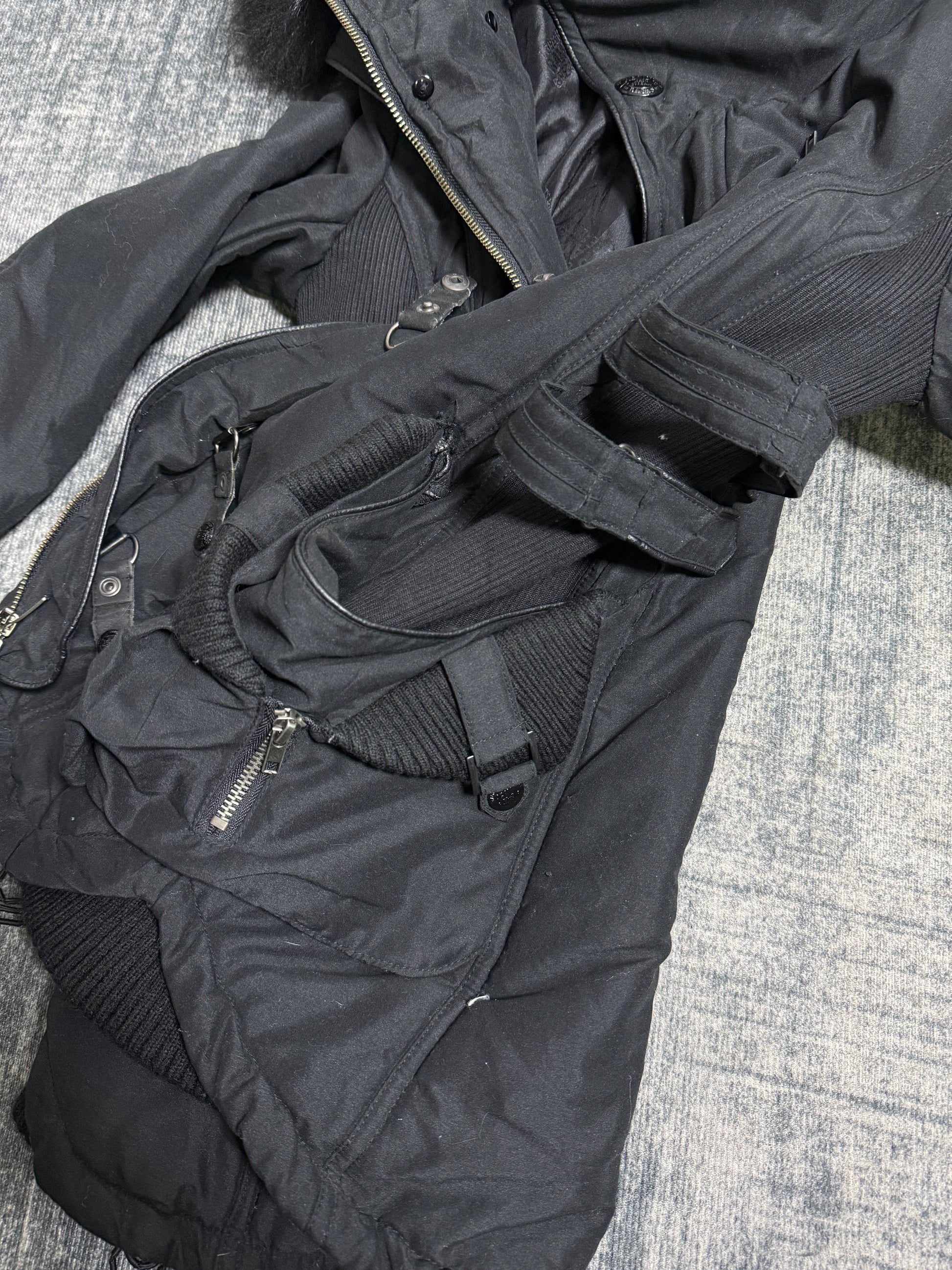 B2V- REVOLT SCENES JACKET༒