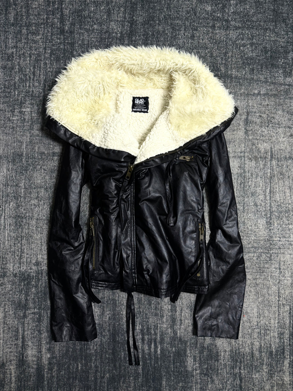 B2V- GLAD NEW LEATHER JACKET༒