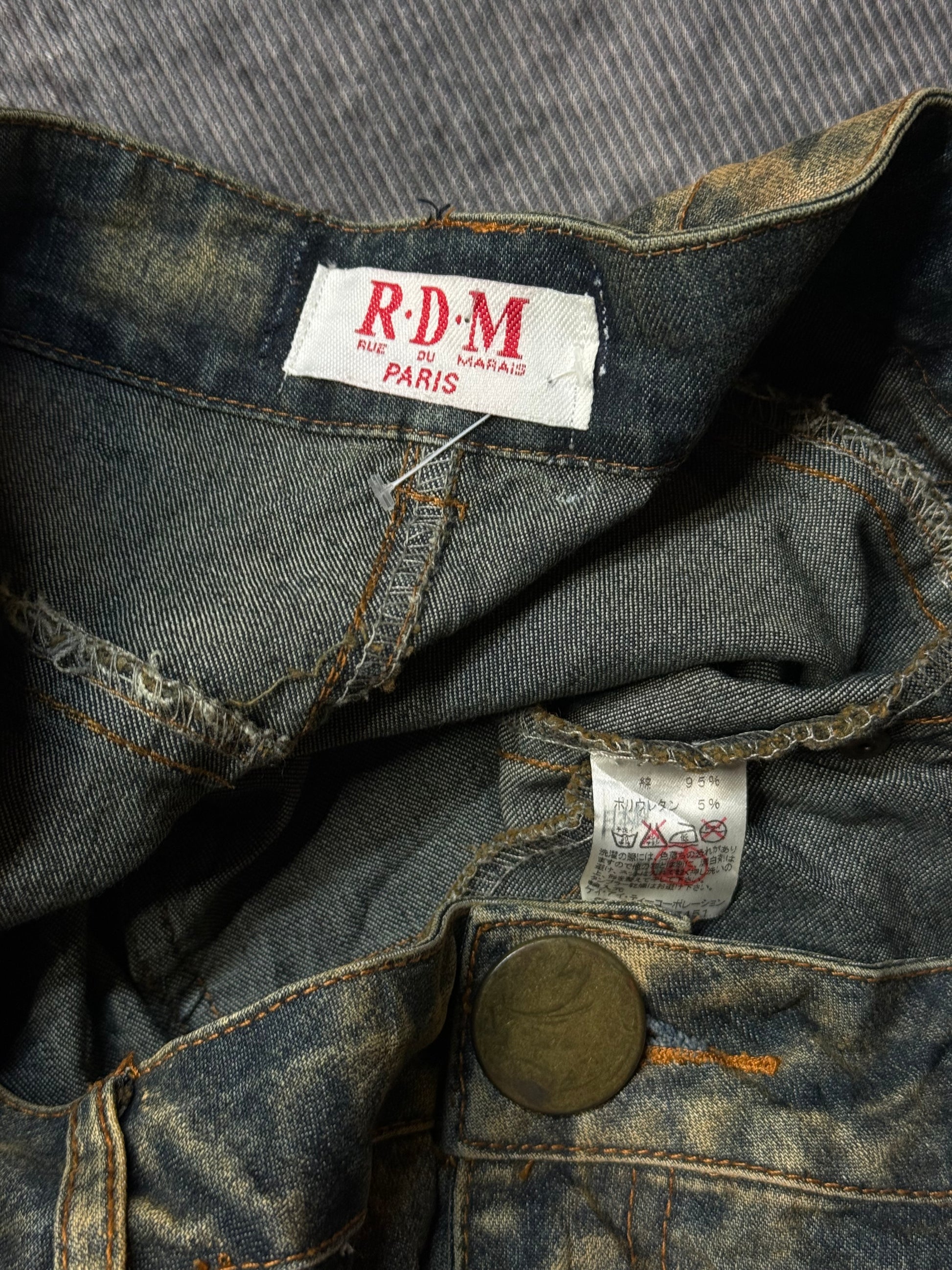 090826BAD2WEAR