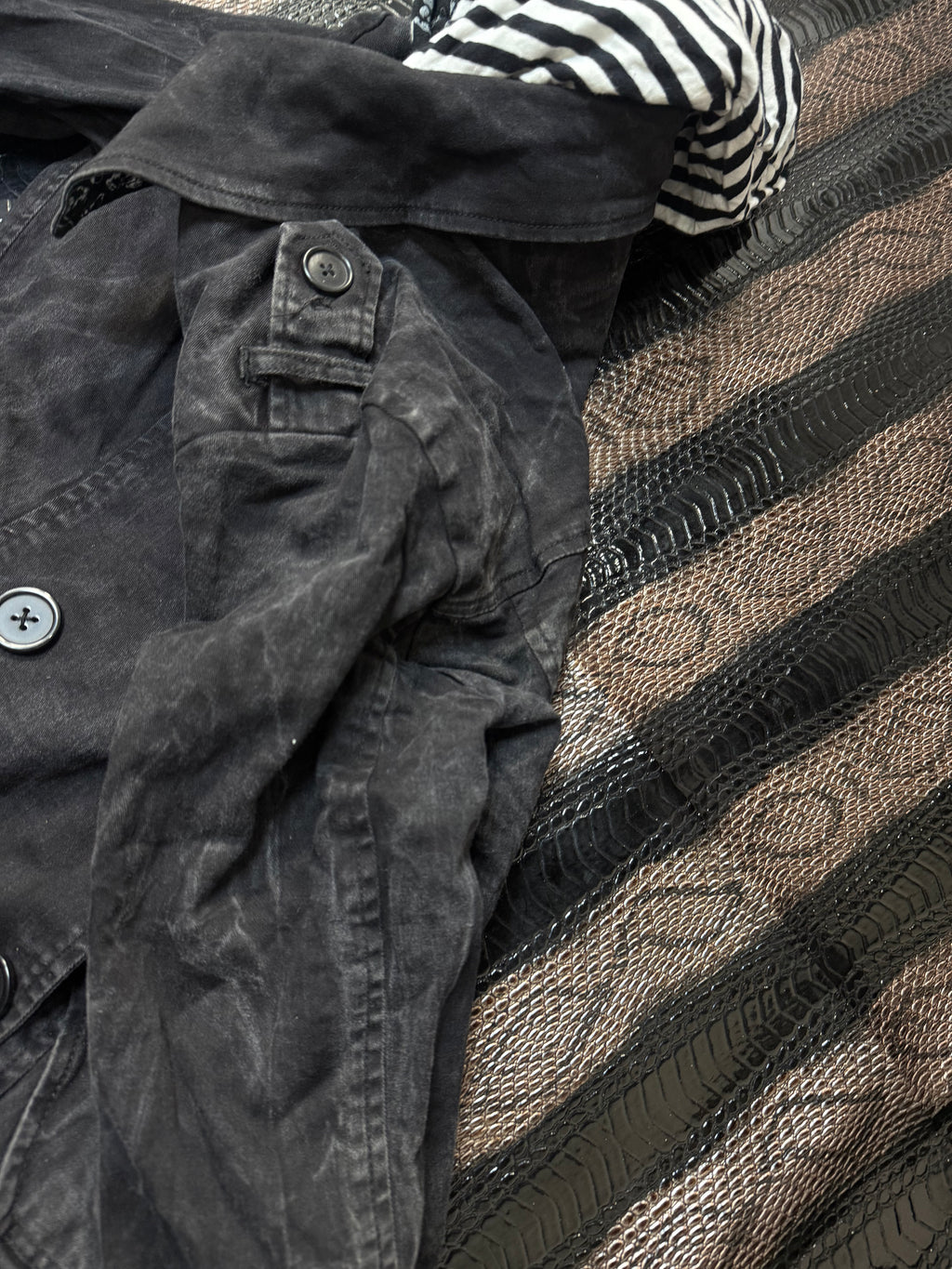 B2V TRIPP NYC JACKETS  ༒