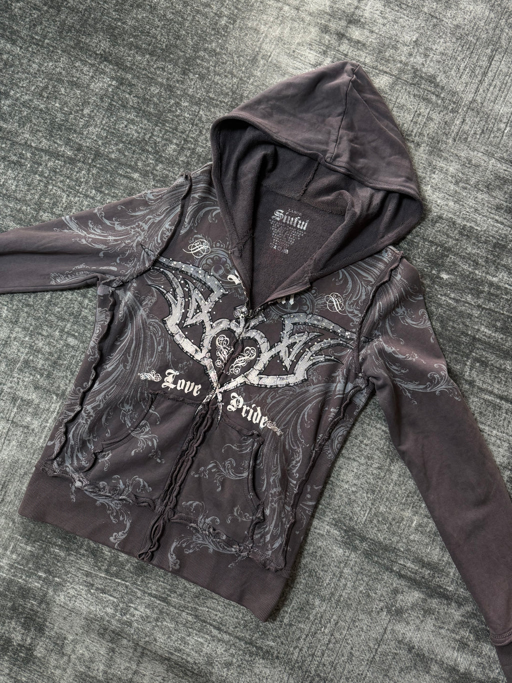 590926BAD2WEAR