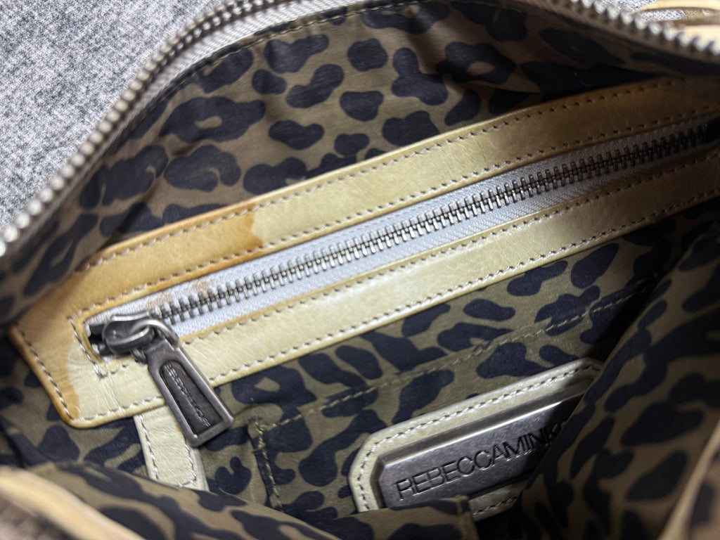 REBECCAMINKOFF MULTIPLY ZIP BAG
