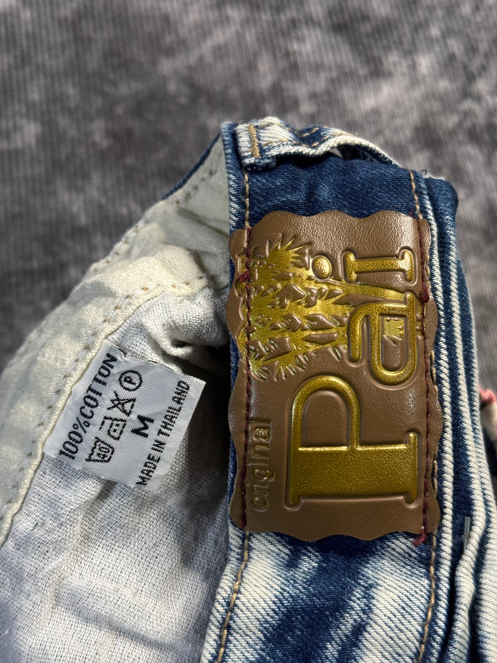 030726BAD2WEAR