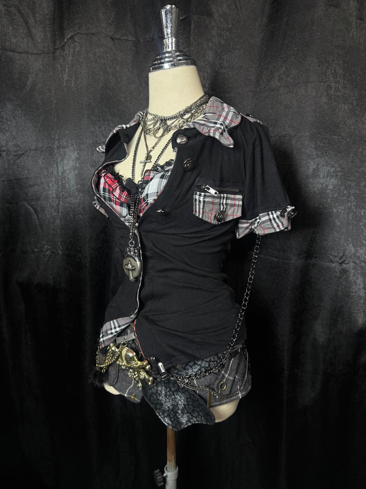 1470926BAD2WEAR (sold to alpha) ❤️