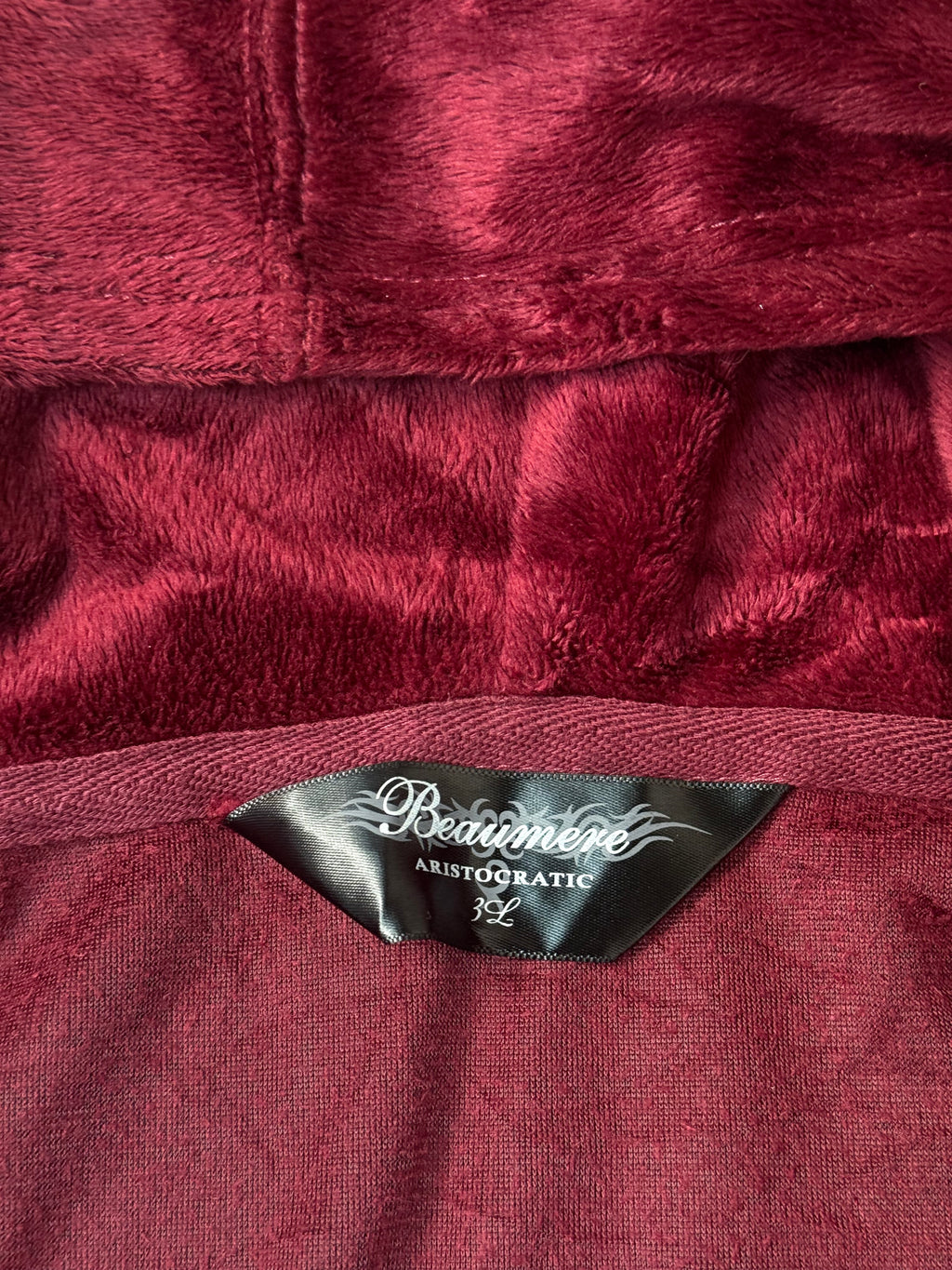 B2V BEAUMERE RED HOODIE༒