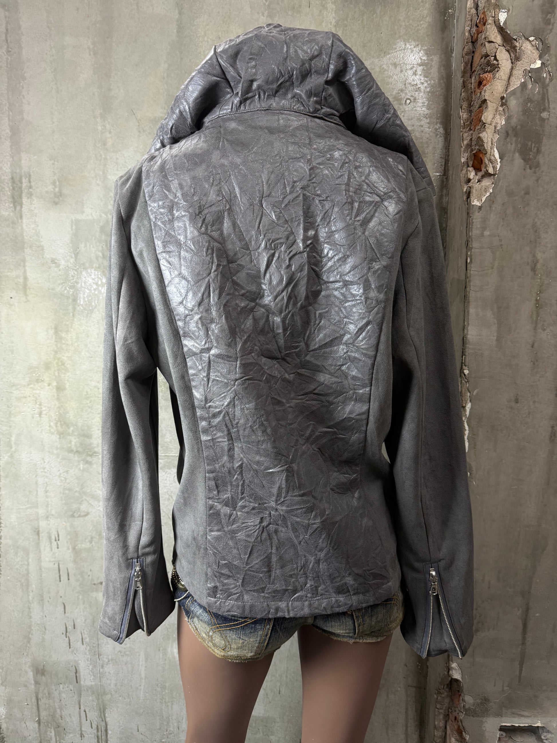 820826BAD2WEAR