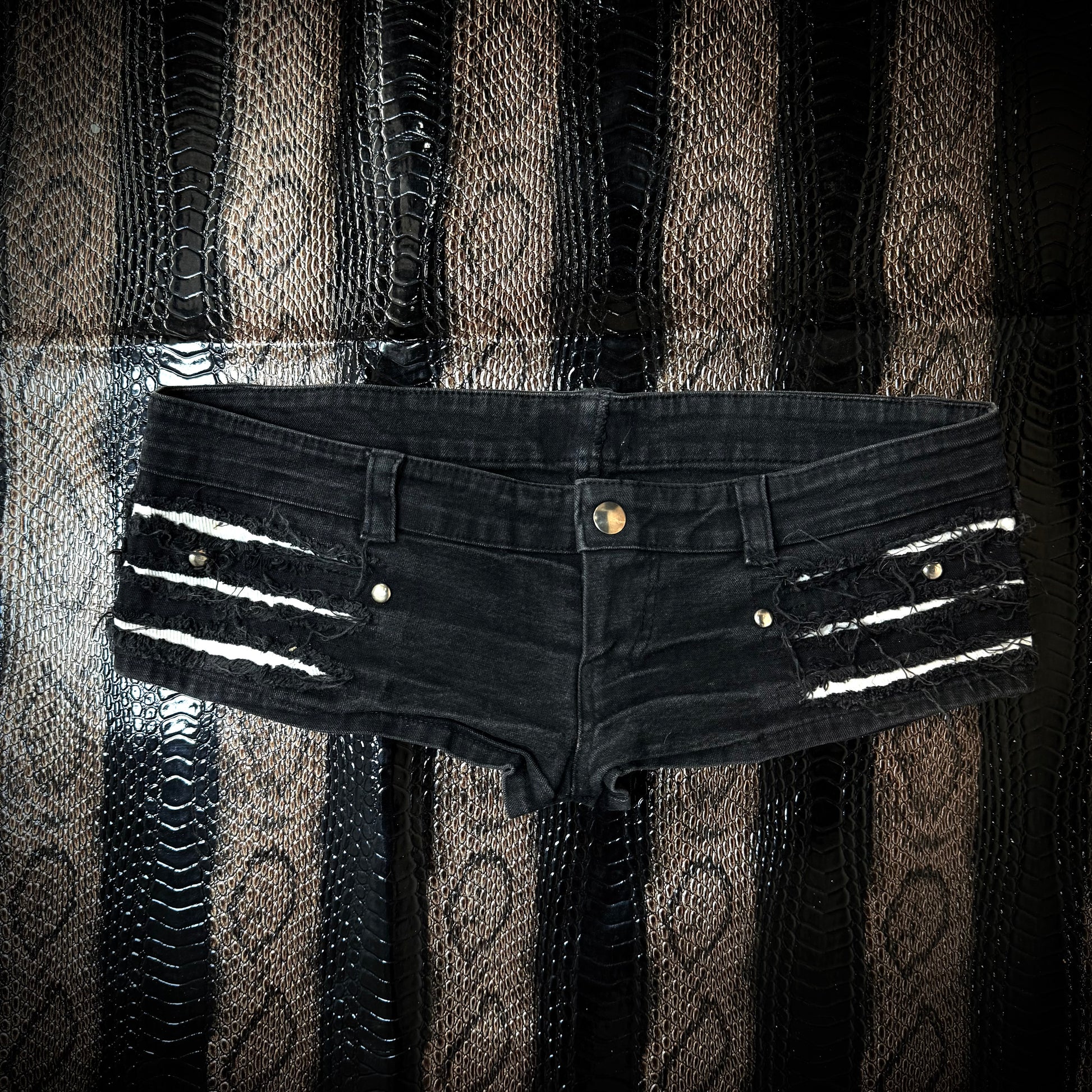B2V SUMMER SHORTS 09 ༒