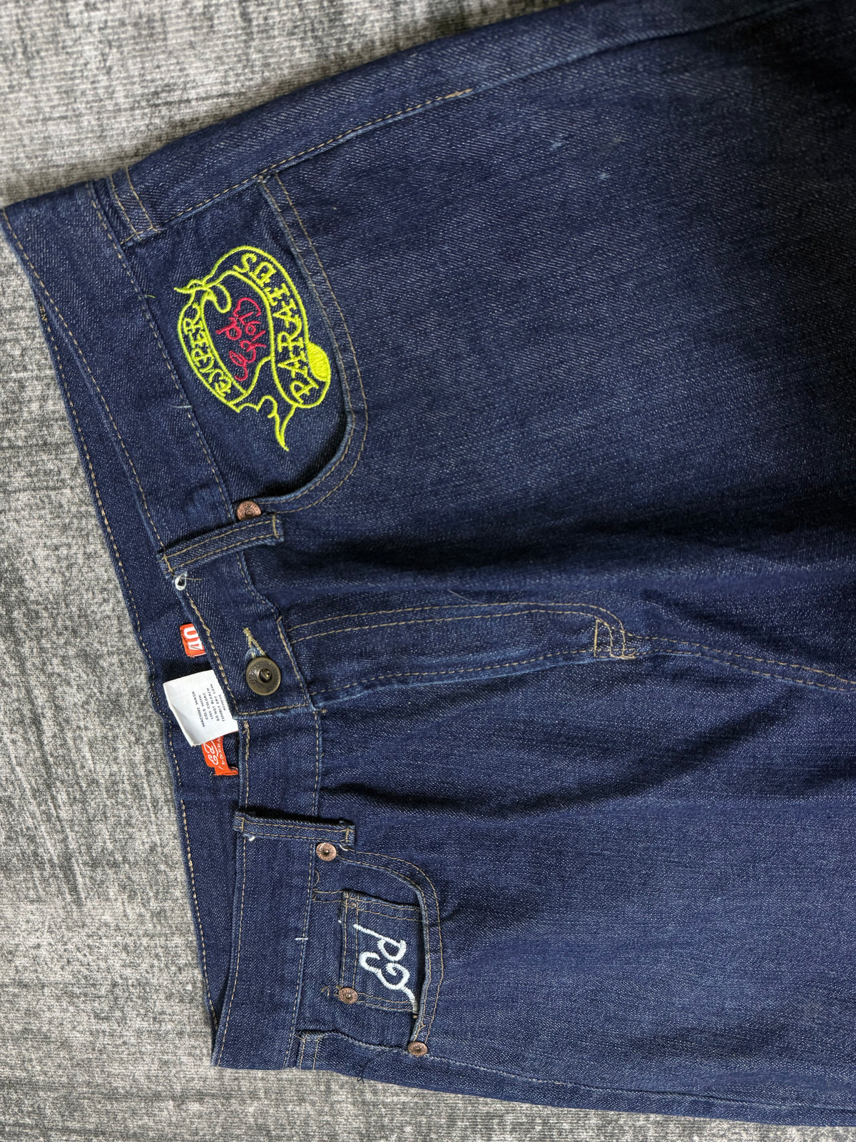 680926BAD2WEAR