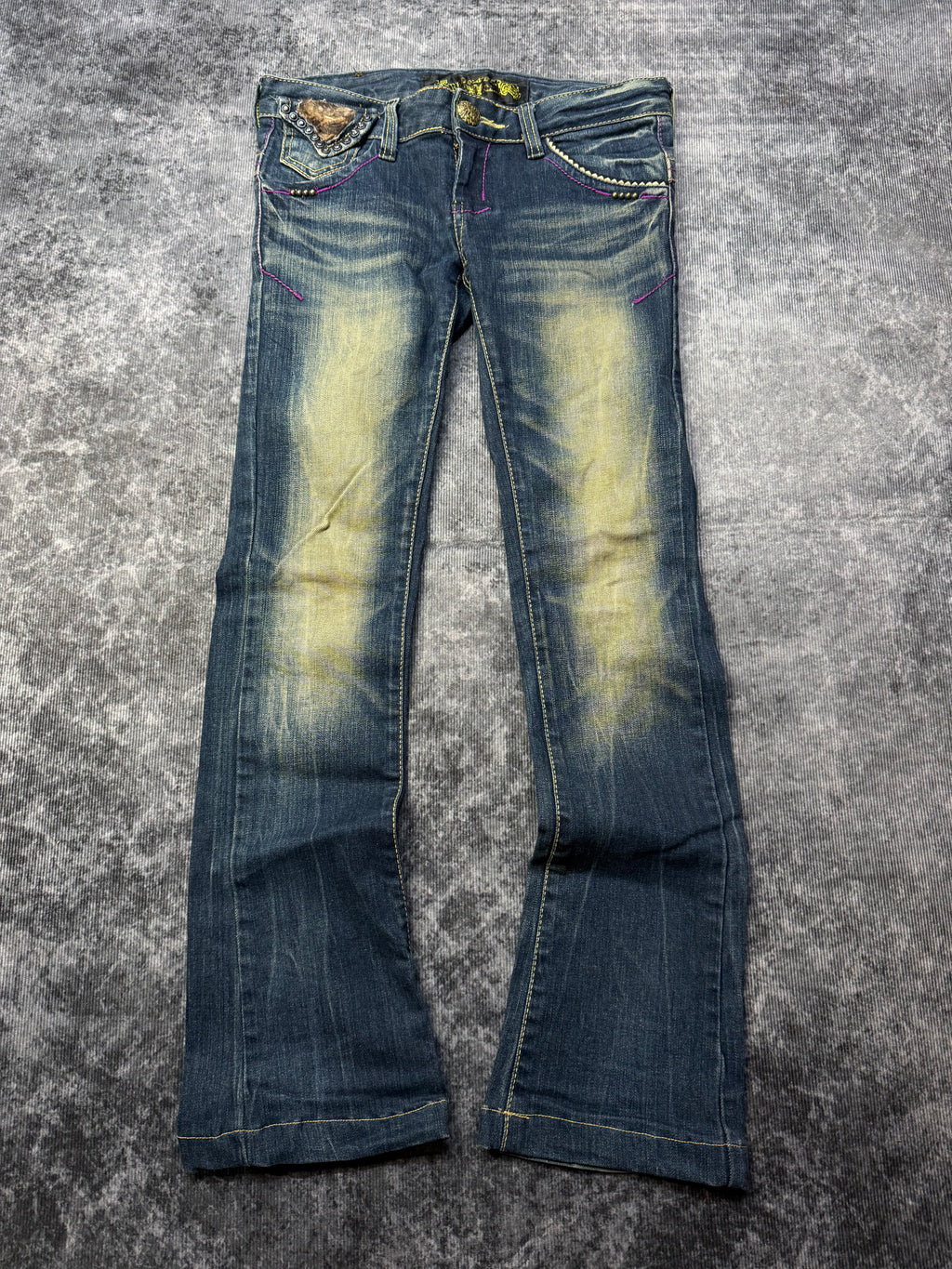 040826BAD2WEAR