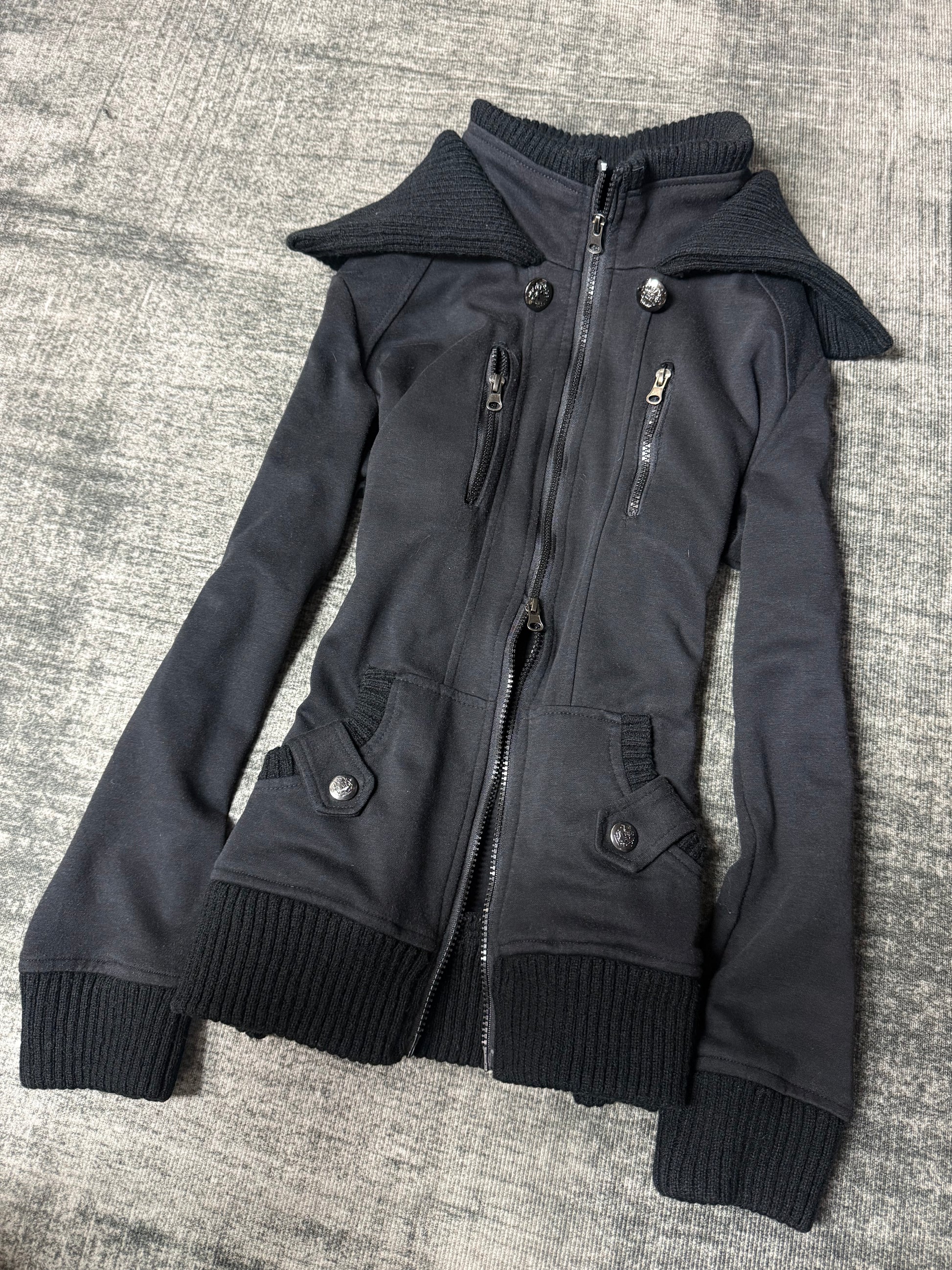 900826BAD2WEAR