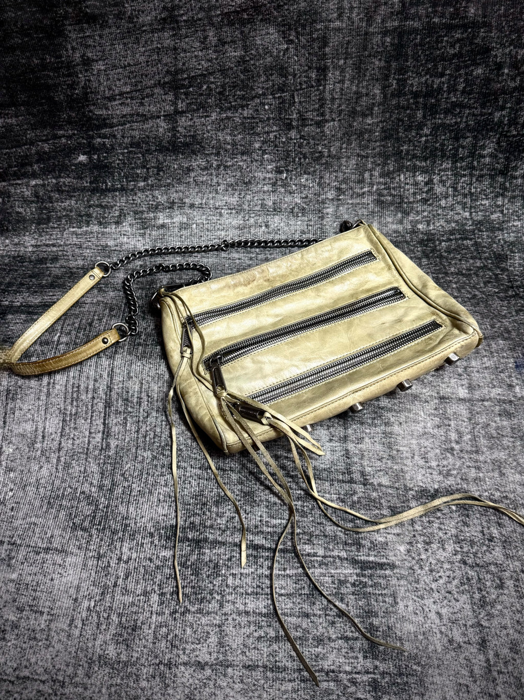 REBECCAMINKOFF MULTIPLY ZIP BAG