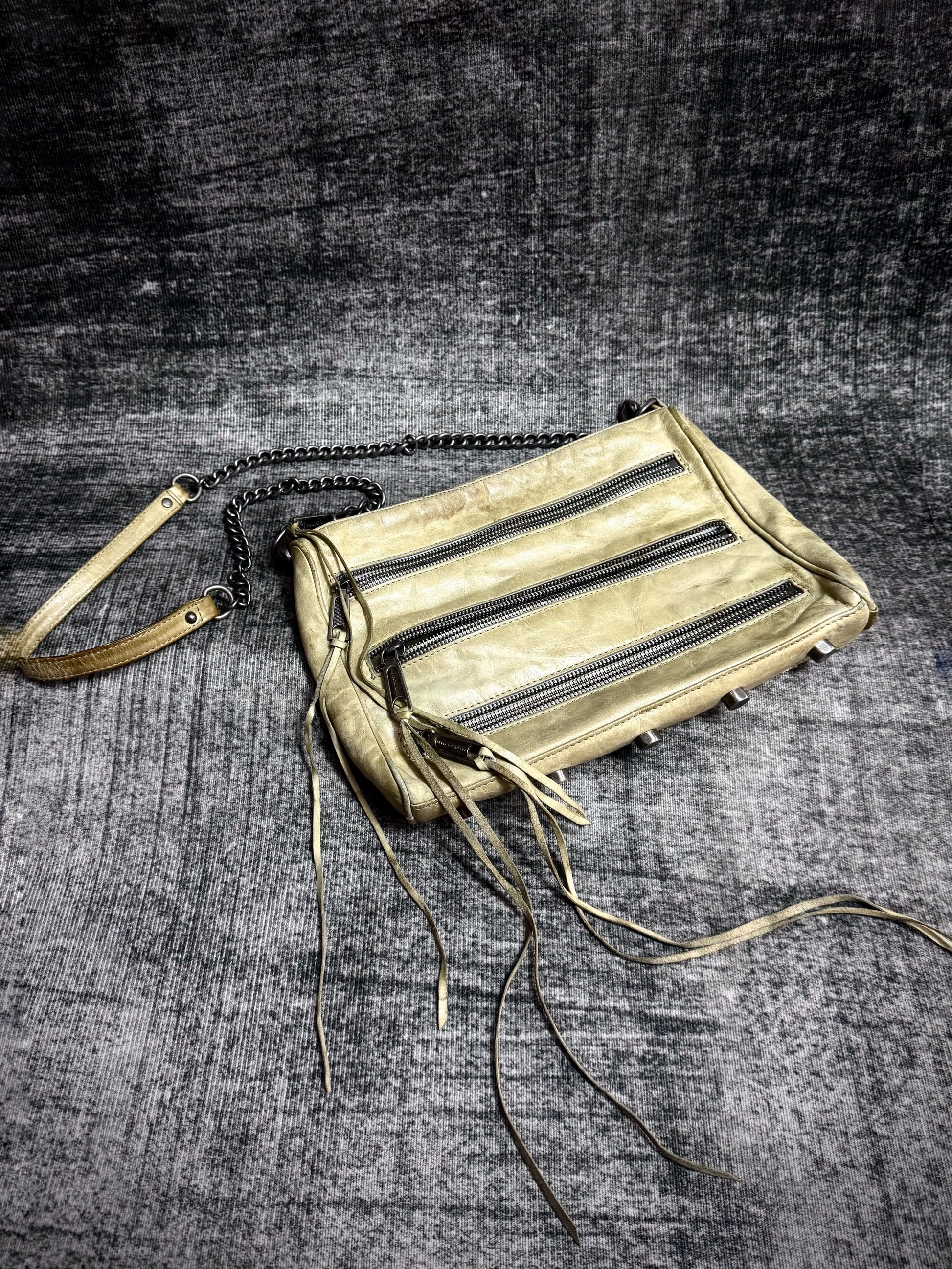 REBECCAMINKOFF MULTIPLY ZIP BAG