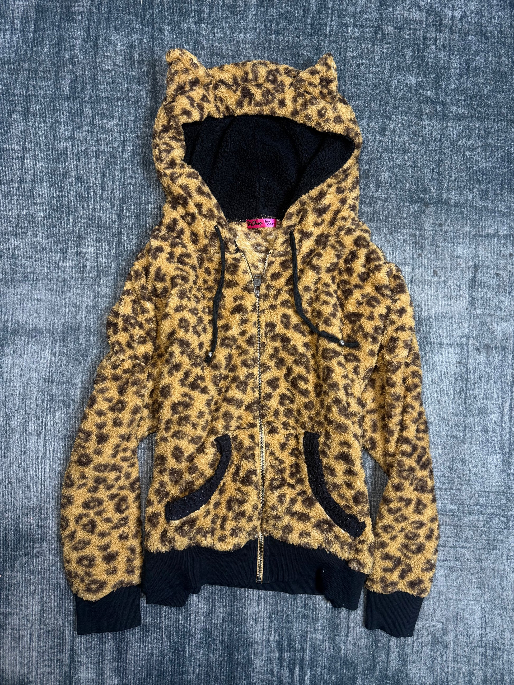 B2V- DIG DEEP HOODIE༒