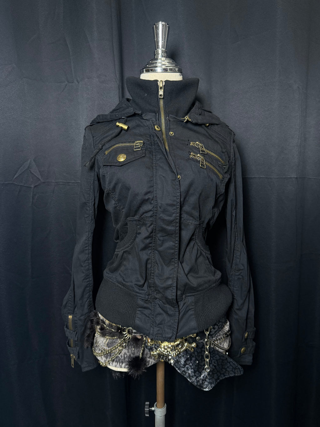 B2V- INGNI JACKET༒