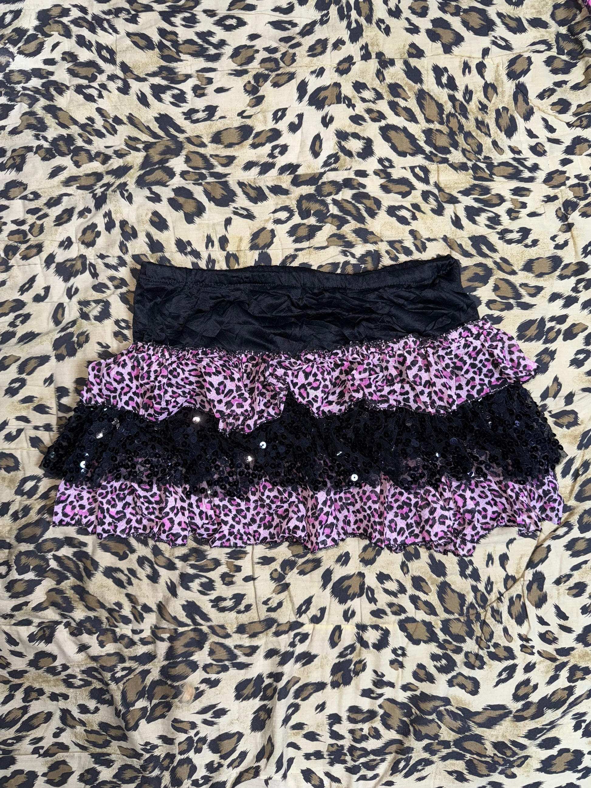 ༒𝐁𝟐𝐕༒𝟏 𝐎𝐅 𝟏 𝐋𝐈𝐌𝐈𝐓𝐄𝐃 𝐎𝐔𝐓𝐅𝐈𝐓