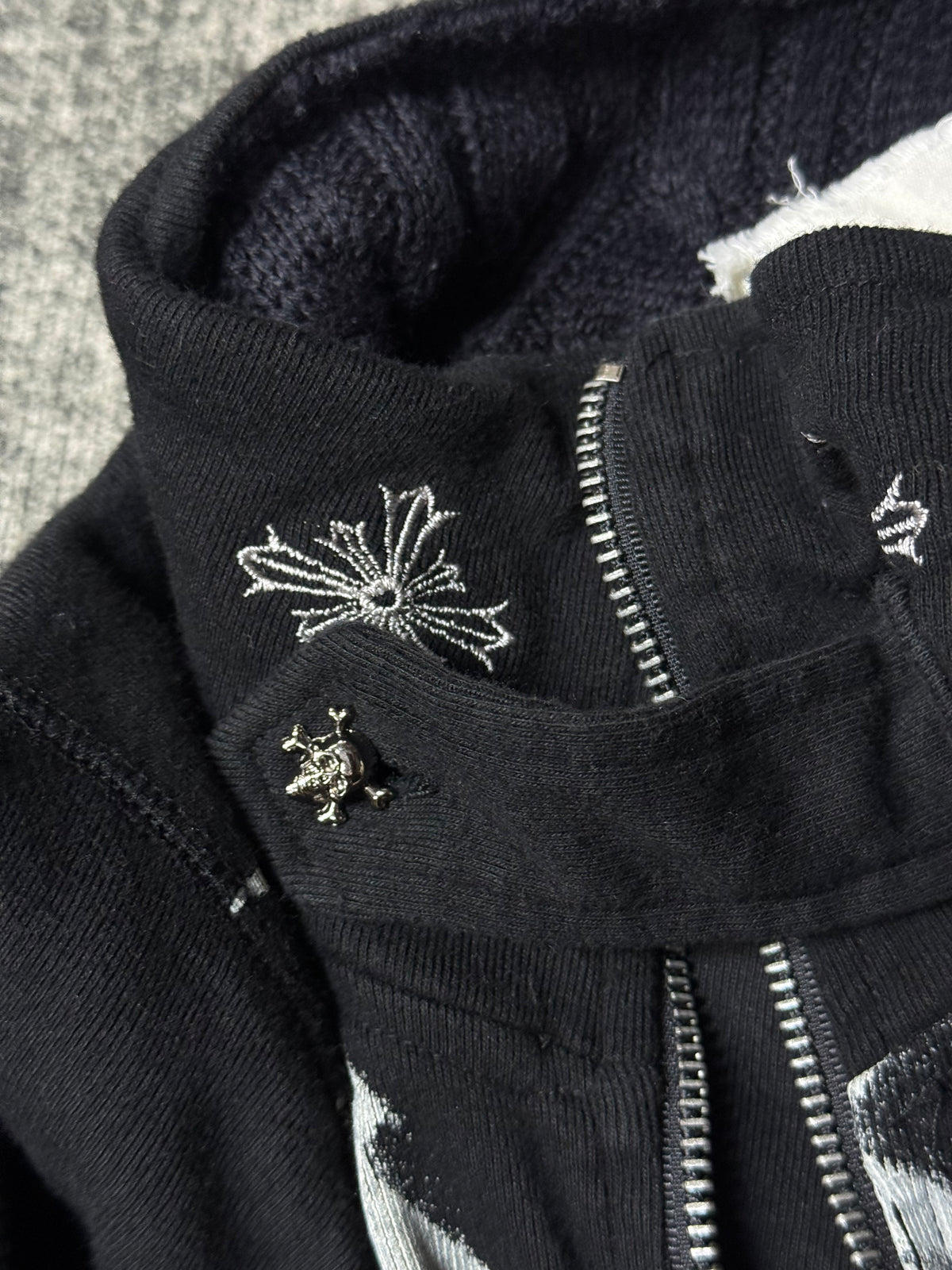 1010926BAD2WEAR