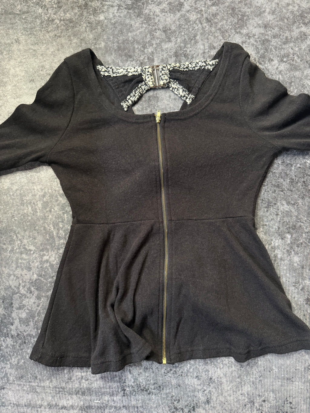450726BAD2WEAR