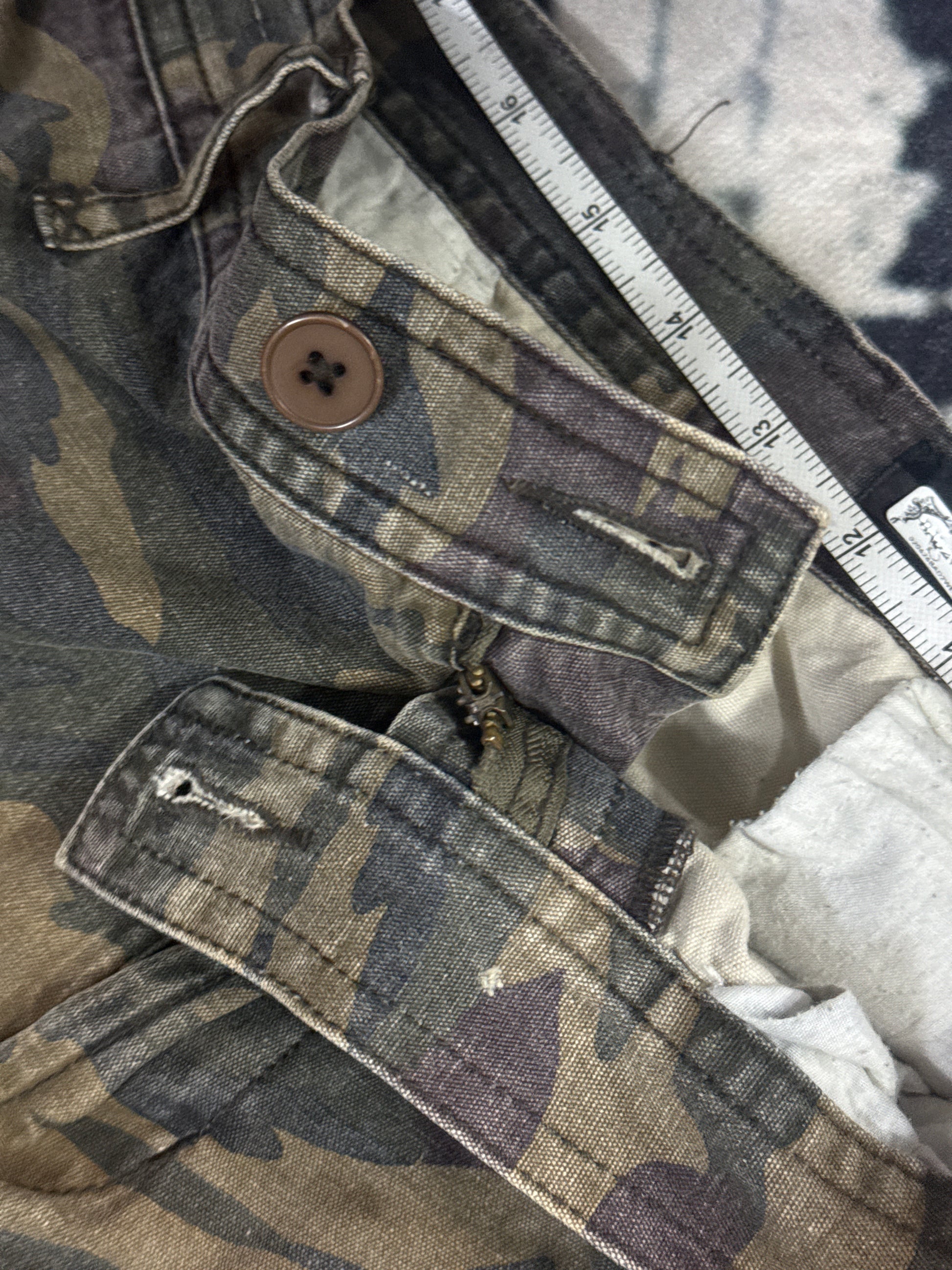 020626BAD2WEAR