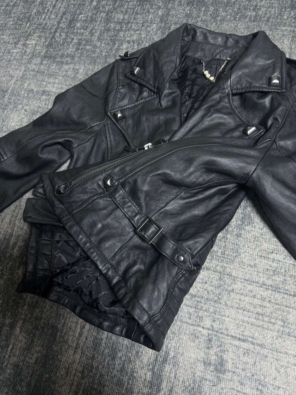 B2V- SPIRAL GIRL JACKET༒