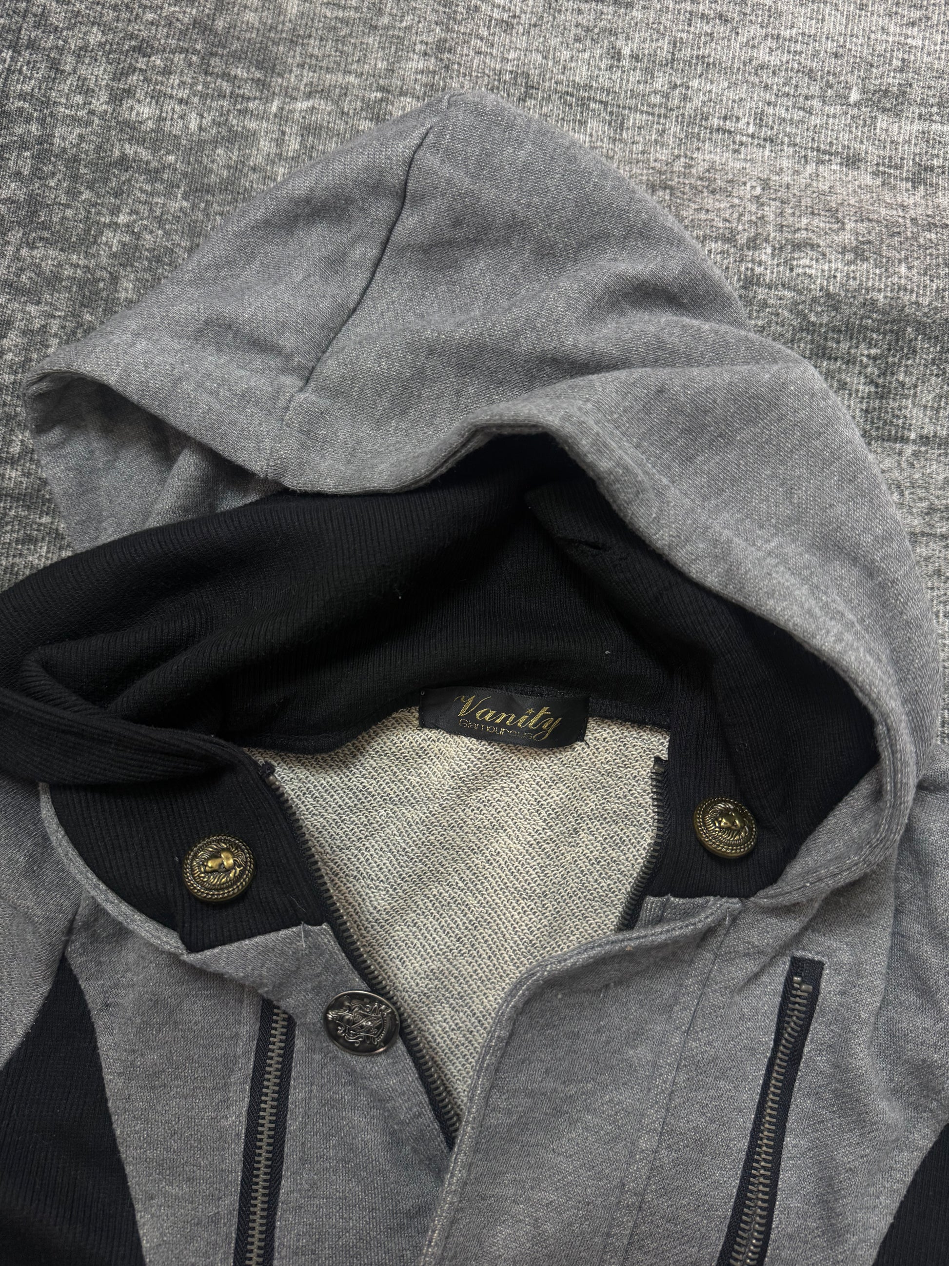 VANITY GRAY ZIP UP HOODIE ༒