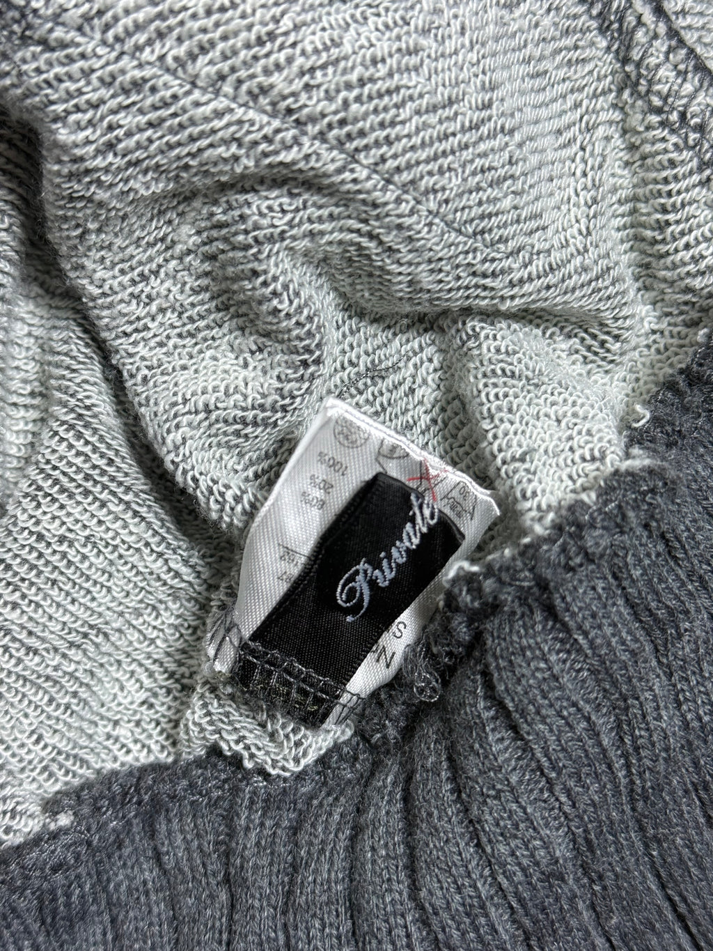 B2V-PRIVATE BEACH HOODIE༒