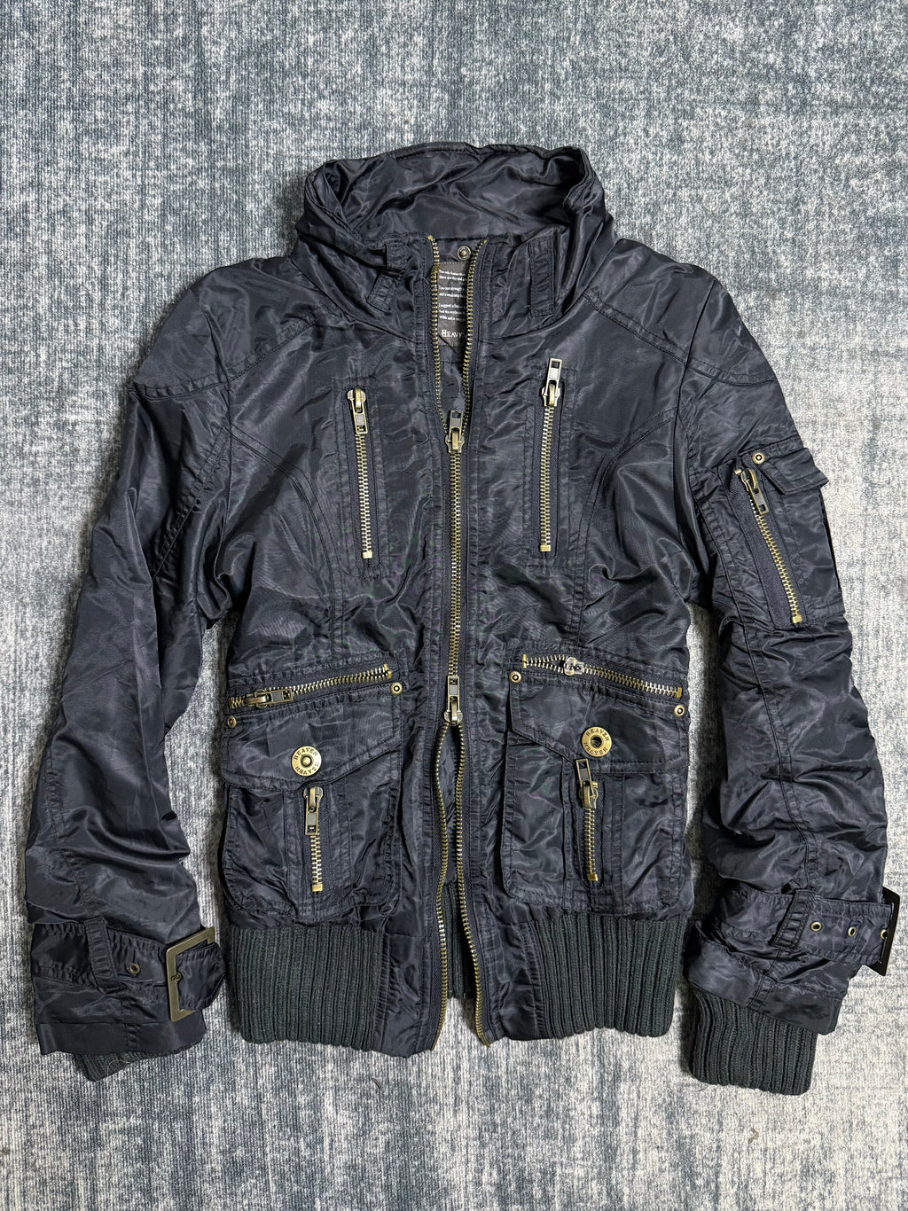 B2V- HAVEN AND EARTH༒