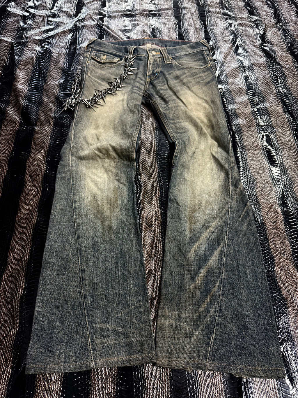 230626BAD2WEAR