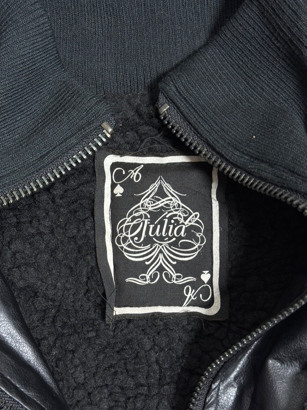 B2V-JULIA LEATHER JACKET ༒
* Rare *