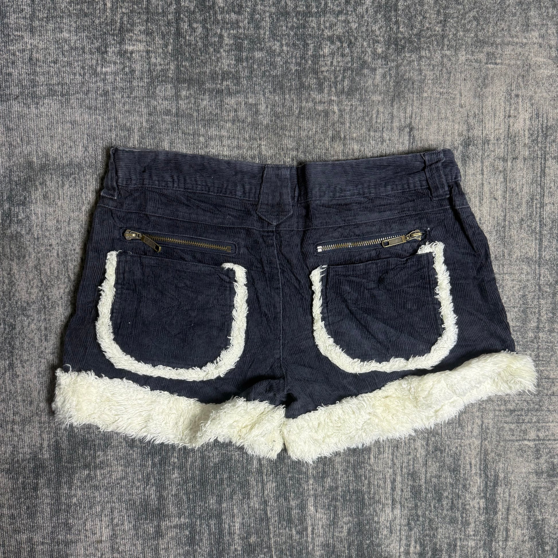 B2V-DAILY SHORT༒ SS32