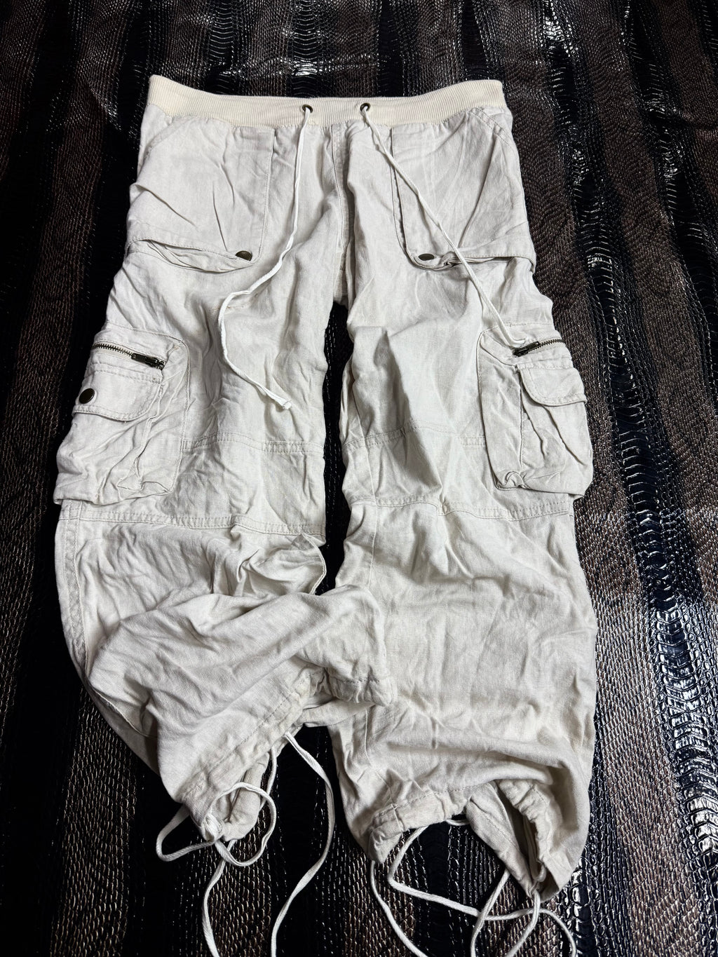 560626BAD2WEAR