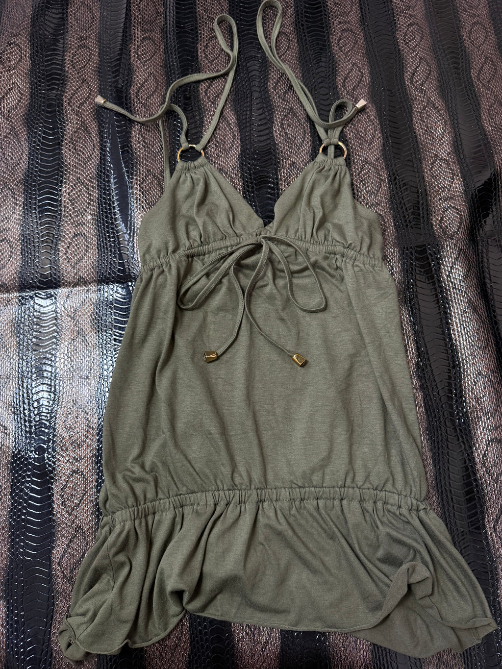 570826BAD2WEAR